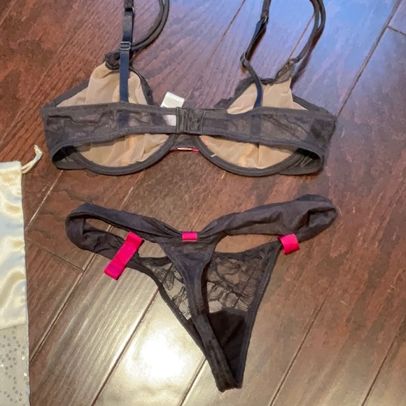 Andres Sarda SARDA lingerie set. 34c. - Picture 4 of 5